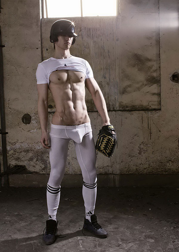 Sporty Suit Man2 032